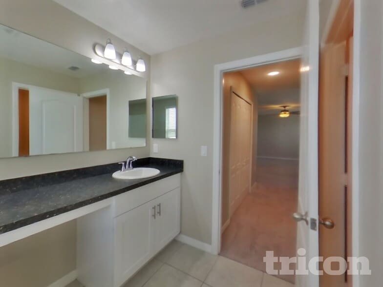 Building Photo - 1238 Salisbury Dr