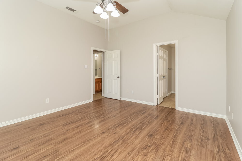 Building Photo - 7917 Val Verde Dr