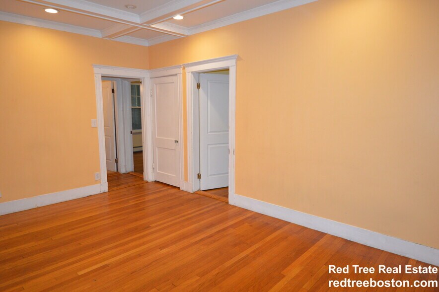 Building Photo - 1742 Commonwealth Avenue