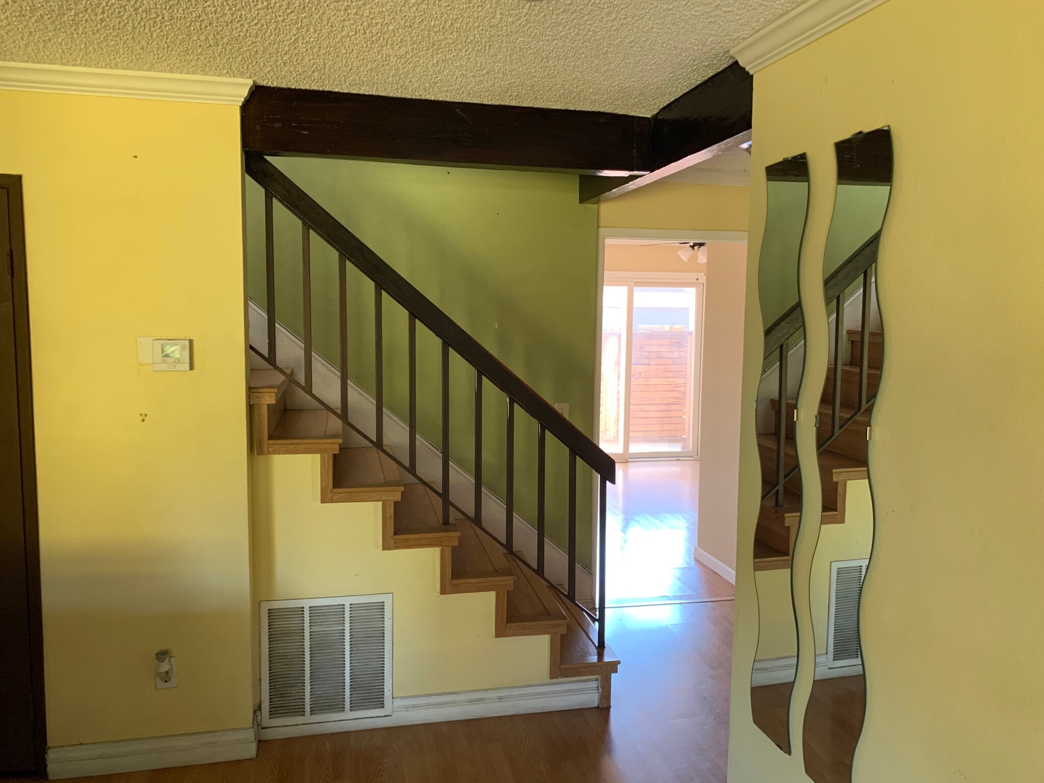 Building Photo - 12333 Runnymede St