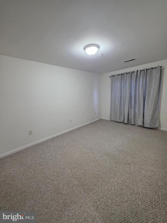 Building Photo - 2809 Waters Edge Dr