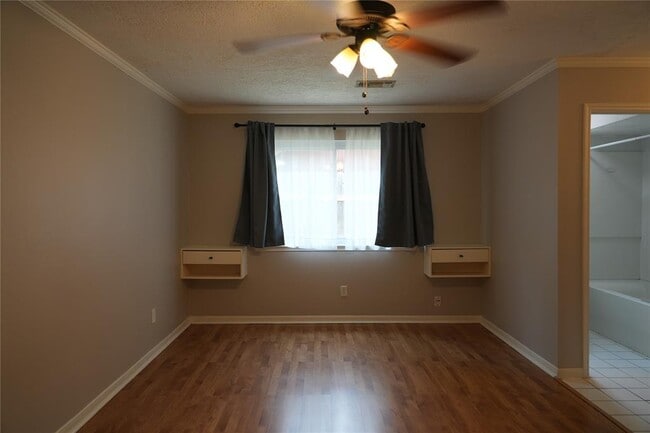 Building Photo - 17115 Kings Walk Ln