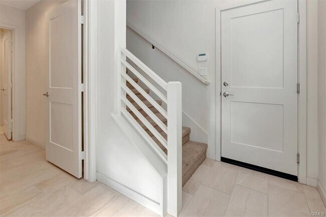 Building Photo - 137 Mirth