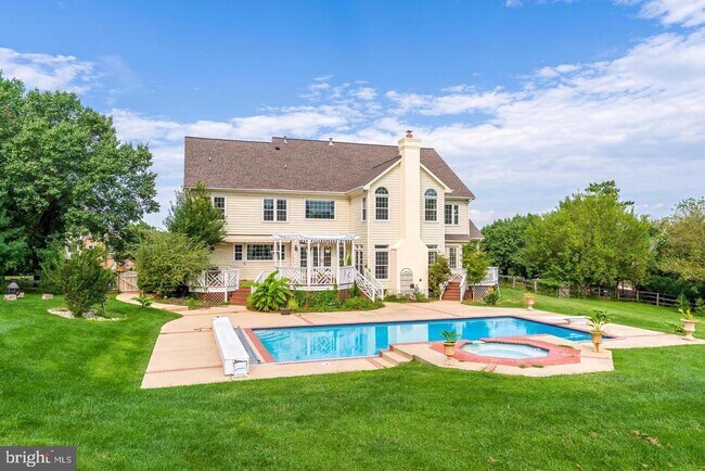 Building Photo - 615 Nalls Farm Way