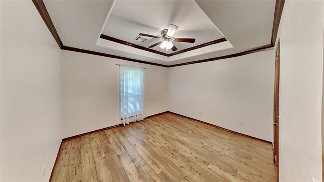 Building Photo - 9200 Stacy Lynn Ln