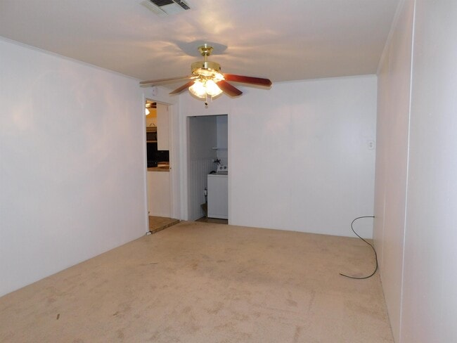 Building Photo - 1117 Patricia Dr