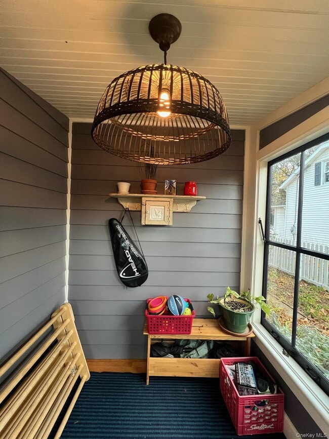 Building Photo - 26 Center St