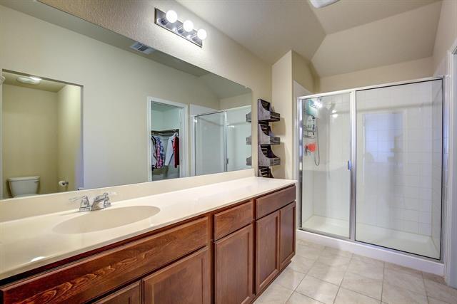 Building Photo - 1048 Decker Dr