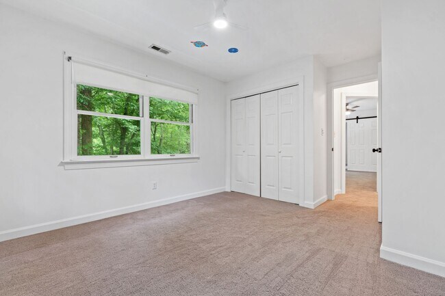 Building Photo - *APPLICATIONS PENDING* Bolin Creek 4 Bedroom House with Fabulous Forest Views Available May 15!