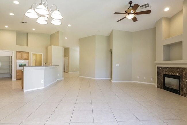 Building Photo - 2126 Paganini Ave