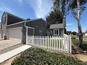 Building Photo - 1623 Point Lobos Ln