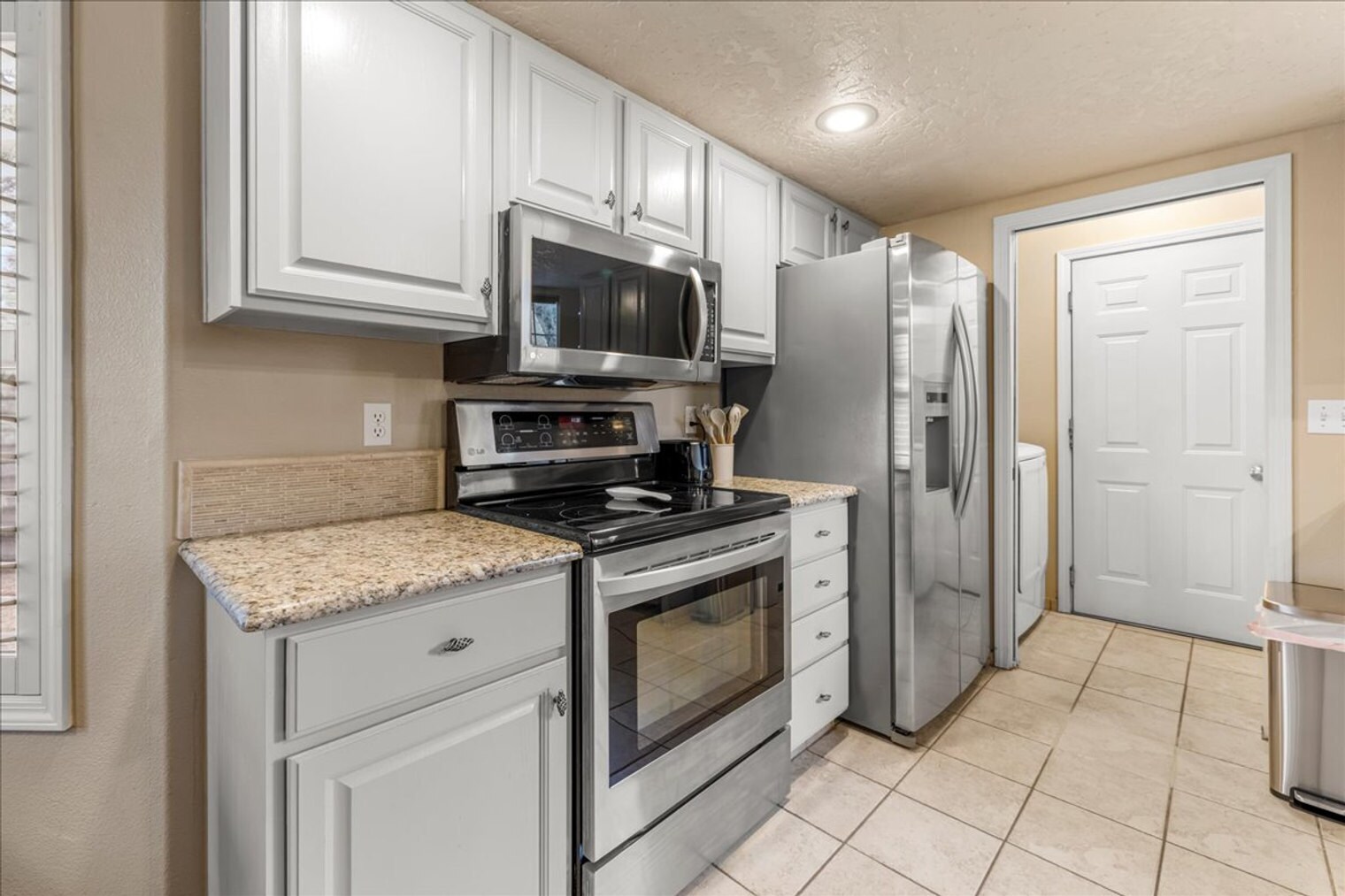 Building Photo - 7838 W Holt Ct