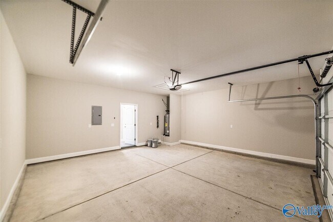Building Photo - 3029 Crystal Creek Dr