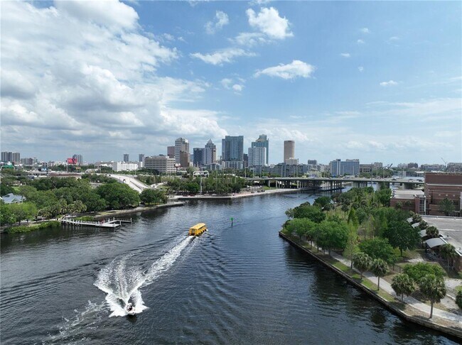 Building Photo - 2305 W Texas Ave