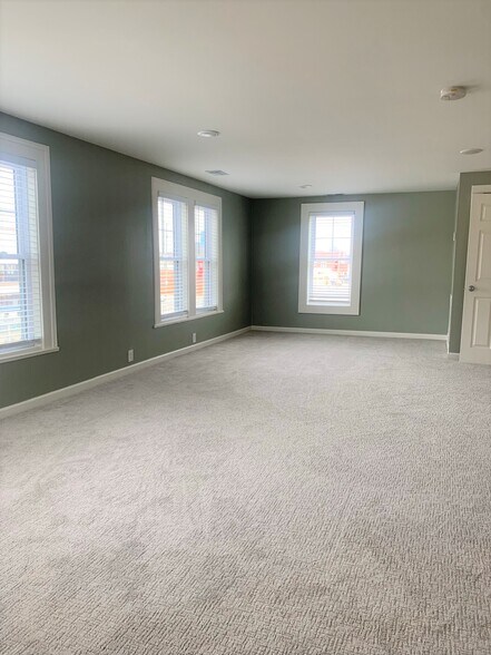 Building Photo - 1220 Fulton St W