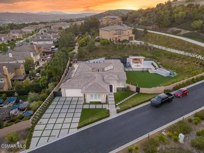 Building Photo - 6981 Shadow Wood Dr