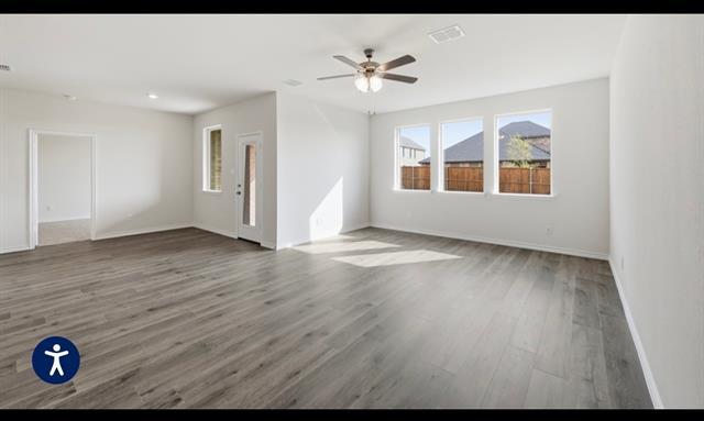 Building Photo - 4013 Silver Chute Ave