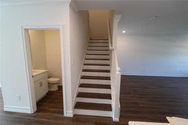 Building Photo - 4510 S Manhattan Ave