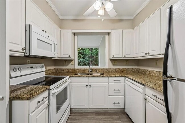 Building Photo - 103 La Rue Pl NW