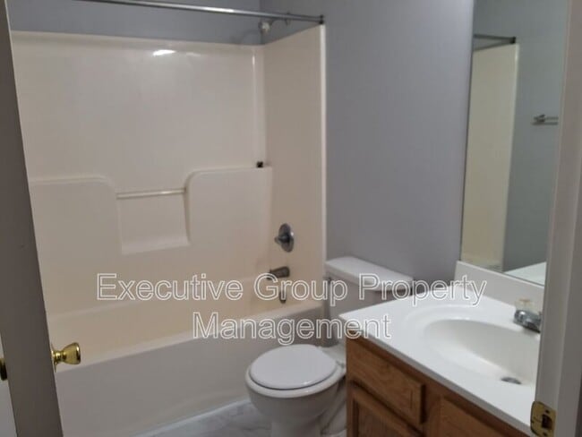 Building Photo - 103 Hurstfield Dr