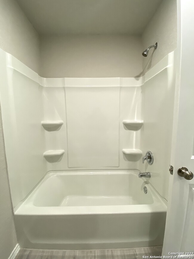Building Photo - 2852 Rosefinch-
