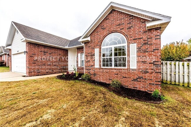 Building Photo - 6871 Cutter Ct