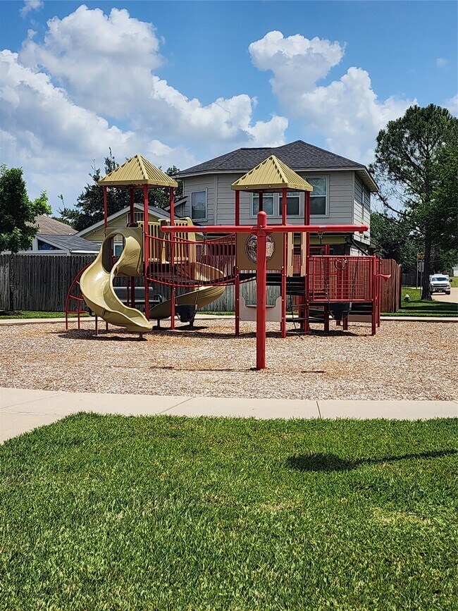 Building Photo - 8006 Indian Desert Dr