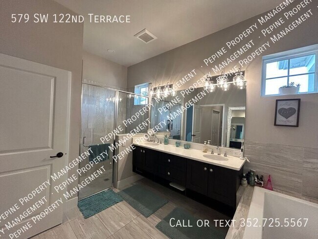 Building Photo - 579 SW 122nd Terrace