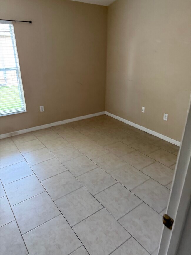 Building Photo - 3052 Wild Pepper Ave