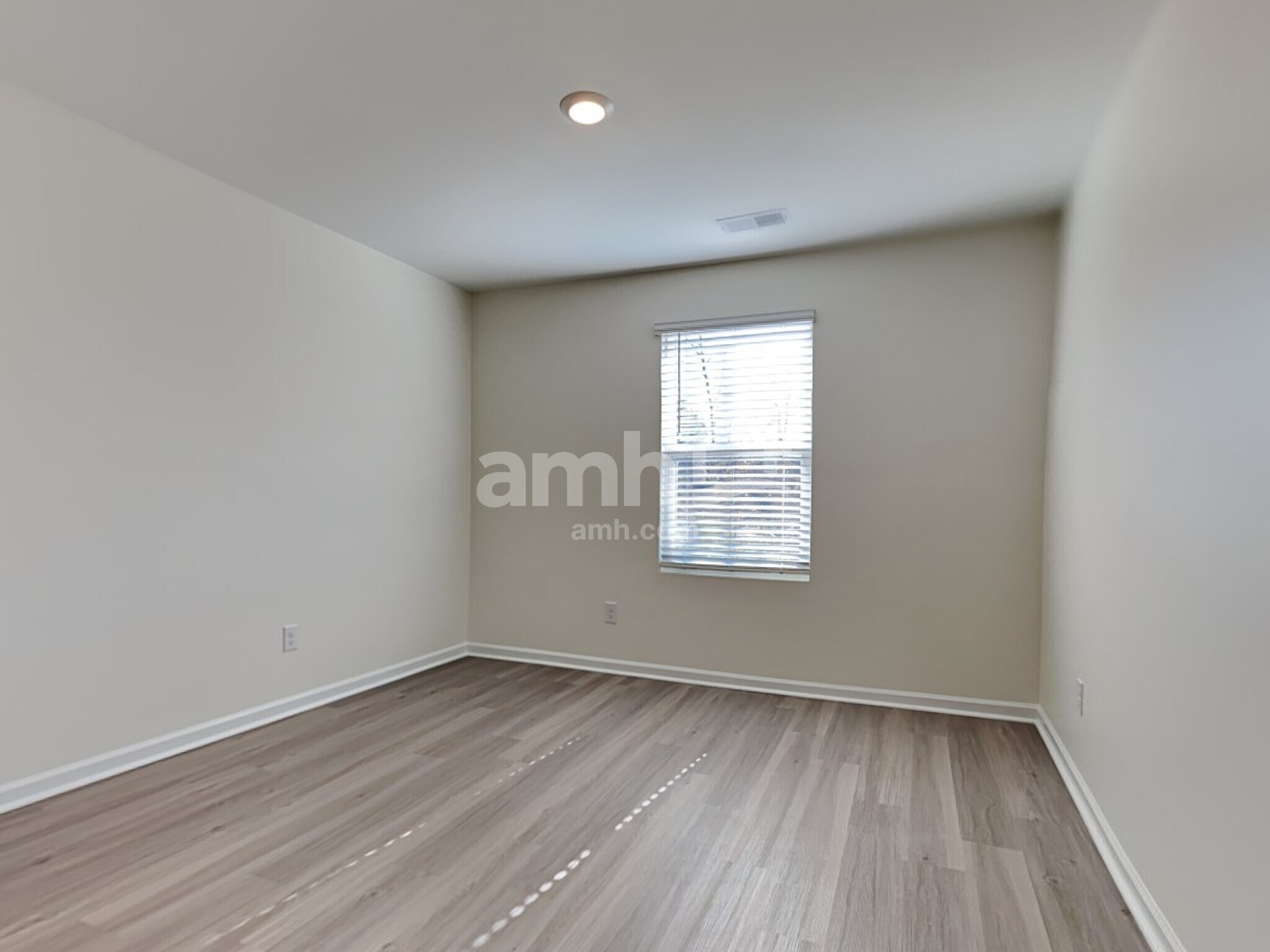 Building Photo - 1316 John Swann St