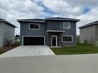 Building Photo - 1615 N Gillis Ln