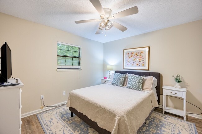 Building Photo - 35 Preston Dr