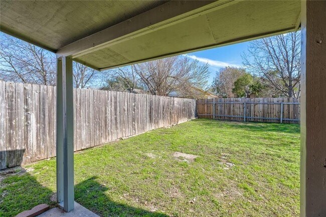 Building Photo - 12329 Tomanet Trail