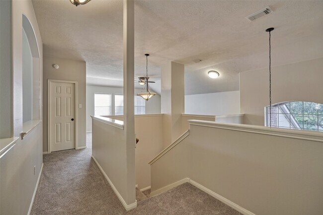 Building Photo - 274 Fairwind Trail Dr