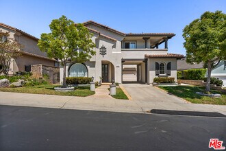 Building Photo - 1385 White Feather Ct