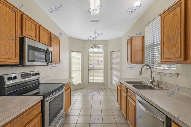 Building Photo - 8728 Muir Dr