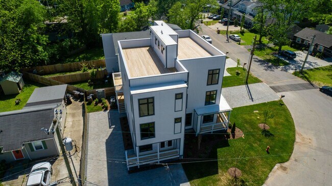Building Photo - Turn-Key Luxury Rental: Brand-New 4BD + Office w/ Private Sunset Rooftop