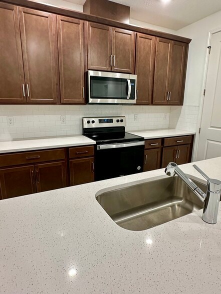 Building Photo - 13719 Lippman Aly