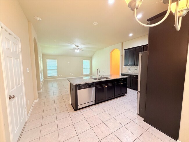 Building Photo - 8614 Brookdale Park Ln
