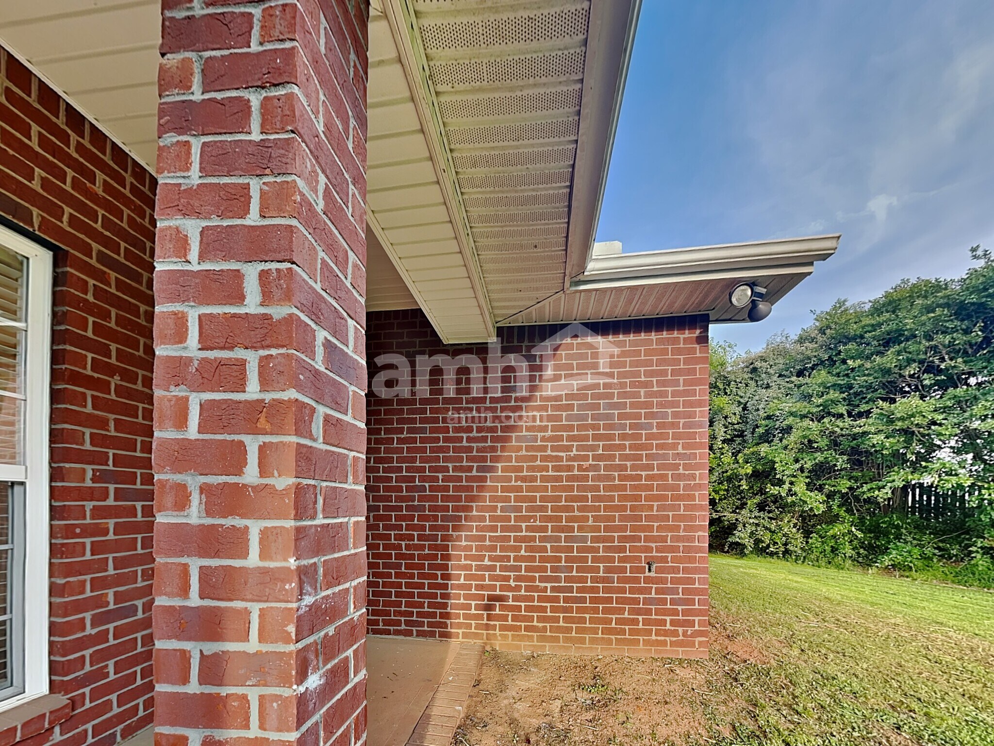 Building Photo - 439 W Rustling Leaves Ln