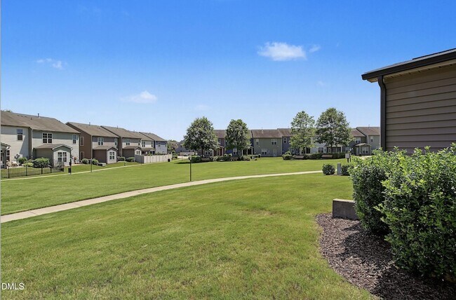 Building Photo - 219 Lynchwick Ln