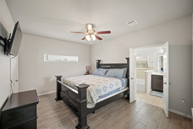 Building Photo - 13303 Ardery Meadow Dr