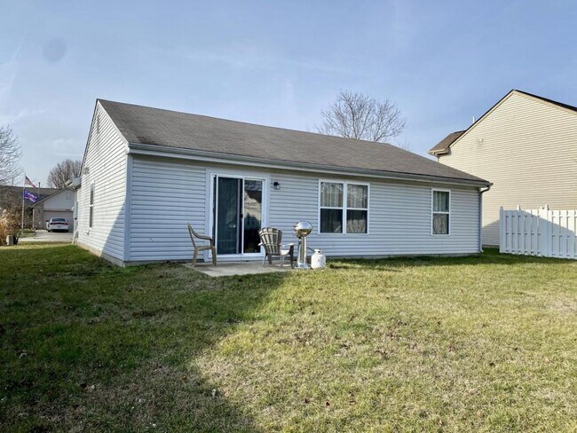 Building Photo - 5971 Gadsen Dr