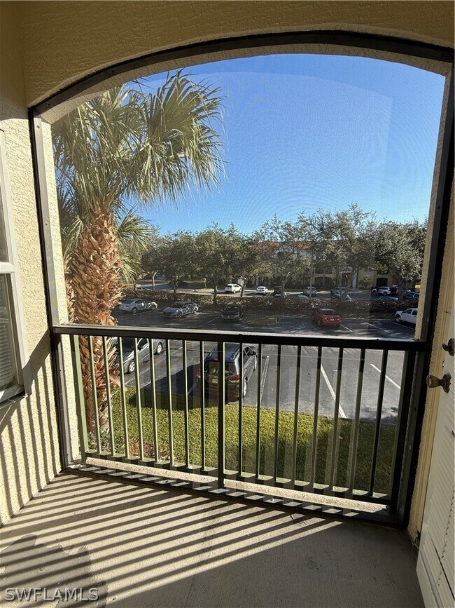 Building Photo - 11540 Villa Grand