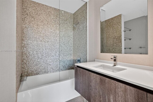 Building Photo - 88 SW 7th St