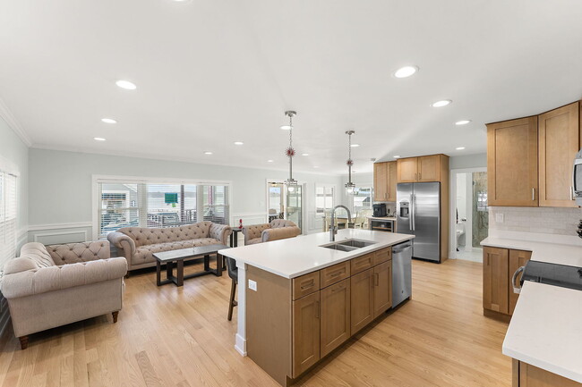 Building Photo - 8515 W 132nd Ave