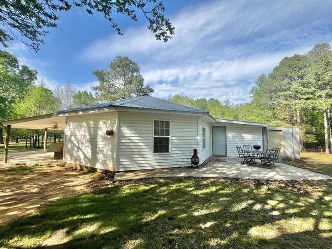 Building Photo - 3130 Fas 677