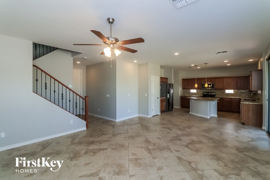 Building Photo - 21830 E Vía Del Palo