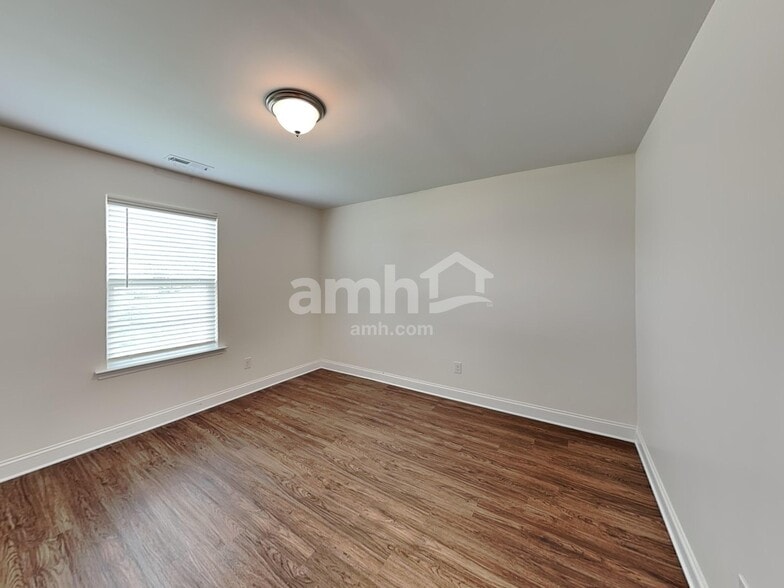 Building Photo - 13006 Wishsong Ct