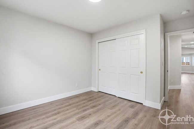 Building Photo - 2348 NW 45th Ave